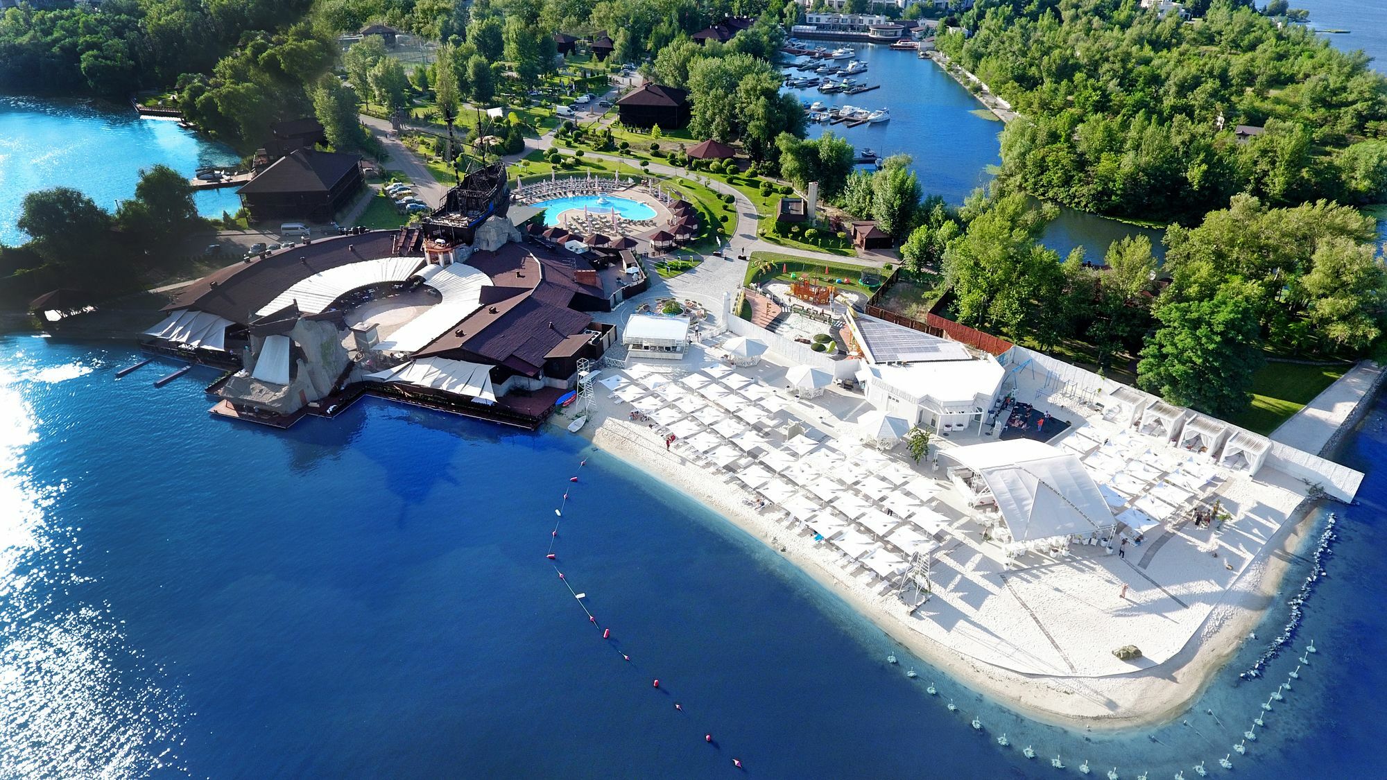 Bartolomeo Otel 4*